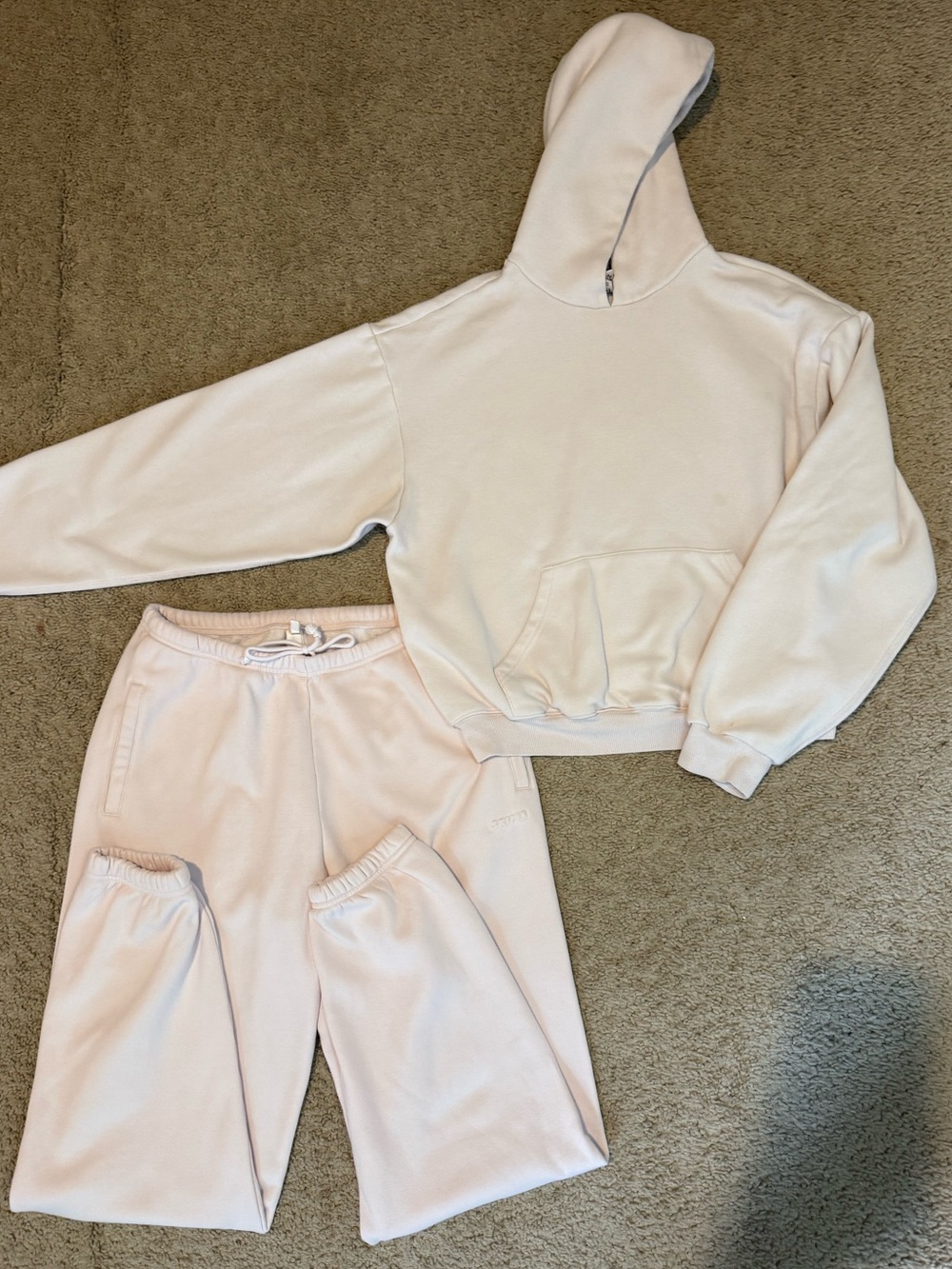 Skims Cotton Fleece Sweatsuit - Barely Pink